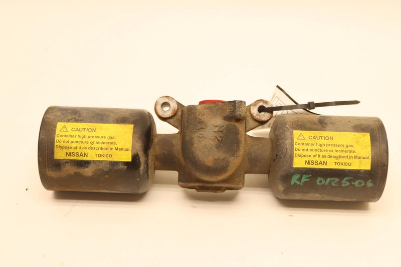 2011-2013 INFINITI QX56 QX80 FRONT RIGHT SIDE HYDRAULIC SUSPENSION PUMP OEM
