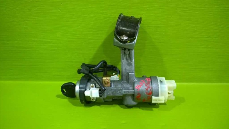 06 07 08 09 TUCSON IGNITION SWITCH CYLINDER HOUSING W/KEY OEM 3637-18