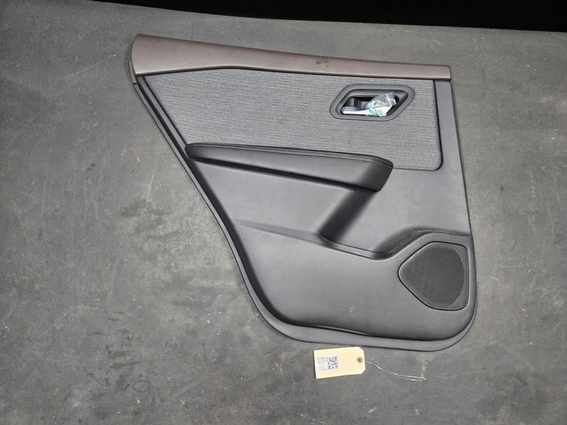 Rear Left Door Trim Panel 2022 Nissan Rogue 829A1-6RR7A 2021 2023