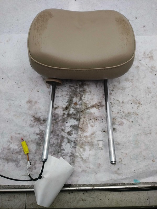2020 Jeep Grand Cherokee Grey Headrest - Used, 87000 Miles, OEM Part 4463834