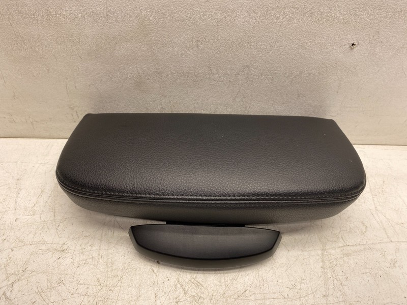 2016-2019 BMW X1 RIGHT FRONT SEAT EXTENSION CUSHION BLACK LEATHER OEM