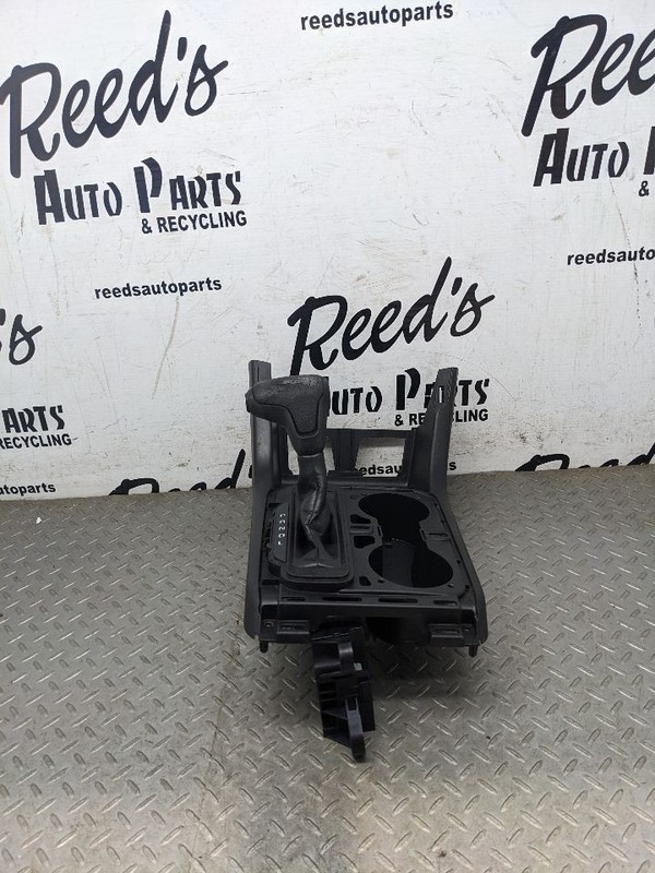 15-22 CHEVY COLORADO AUTOMATIC TRANSMISSION FLOOR SHIFTER GEAR SELECTOR 1192576