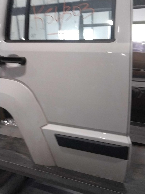 2012 Jeep Liberty RH White Door, Used, Electric, PW, PL, 120k Miles
