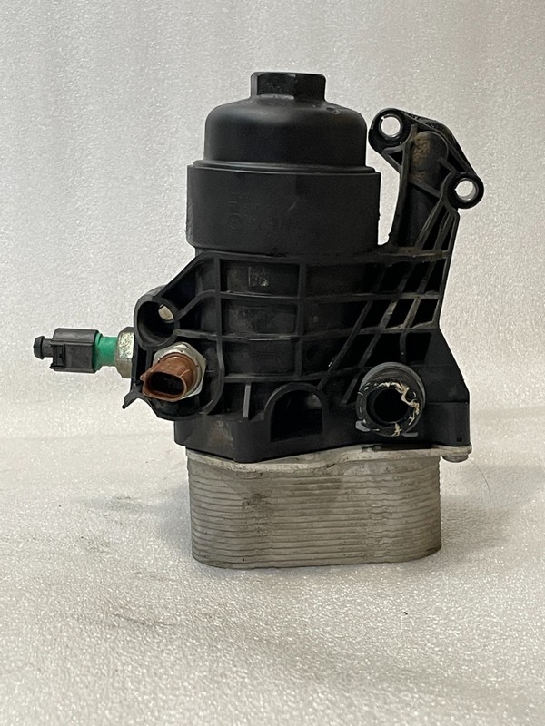 Engine Oil Filter Housing From 2015 Volkswagen Golf2.0 04L115389A Diesel CRUA