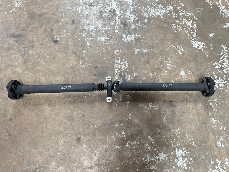 13-19 Cadillac ATS RWD A/T REAR DRIVESHAFT PROPELLER DRIVE SHAFT OEM 23121561