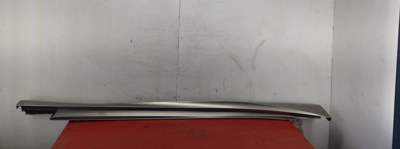 14-16 LEXUS IS250 FRONT RIGHT PASSENGER SIDE ROCKER SKIRT PANEL OEM