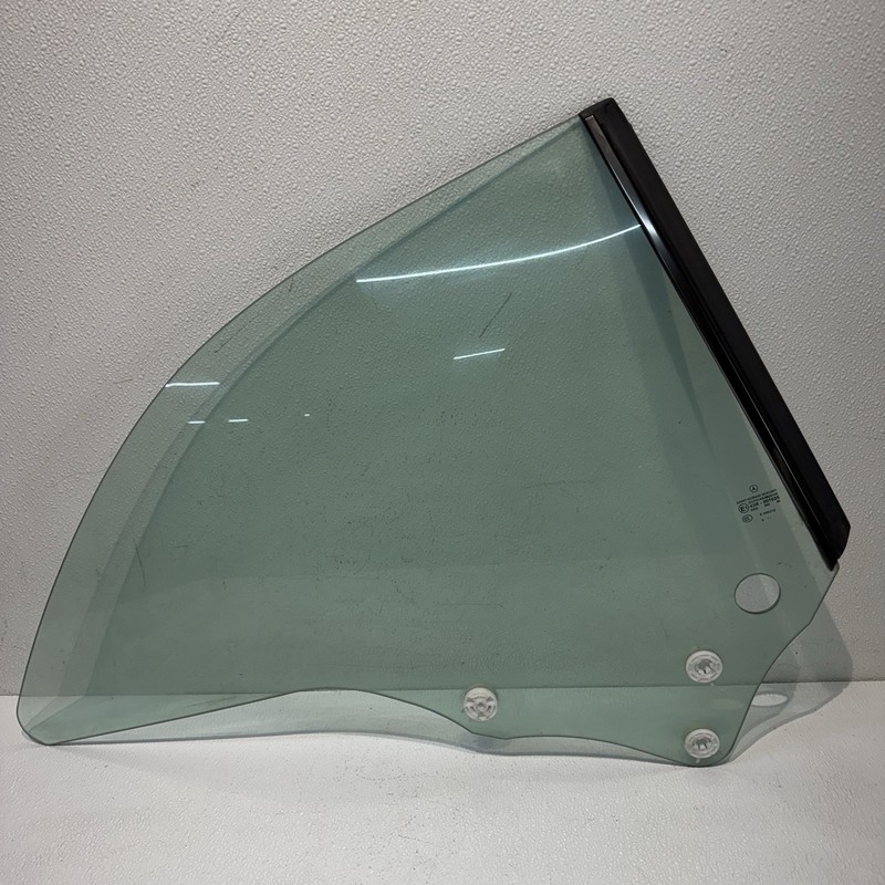 03-09 Mercedes W209 CLK500 CLK550 Rear Right Side Door Window Glass OEM