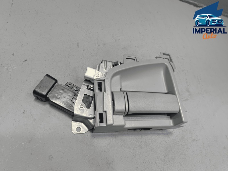 2018-20 Toyota Sienna Rear Left Driver Side Slide Door Interior Handle OEM FC14