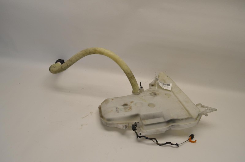 2009-2013 BMW 335I E92 E93 WINDSHIELD WASHER FLUID BOTTLE RESERVOIR BOTTLE OEM
