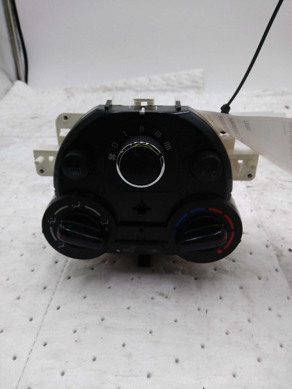 Used A/C Selector Switch fits: 2015 Nissan VersaGrade A