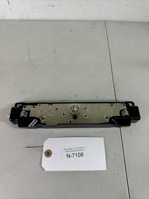 2017-2022 OEM TESLA Model 3 WIFI Bluetooth Antenna Module Unit 7108 B66