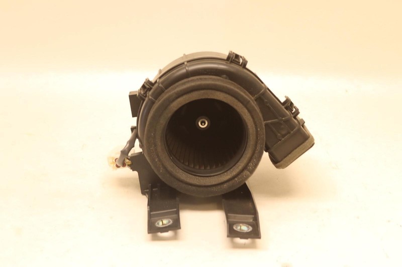 2020-2022 TOYOTA COROLLA SEDAN HYBRID BATTERY PACK COOLING BLOWER FAN MOTOR OEM