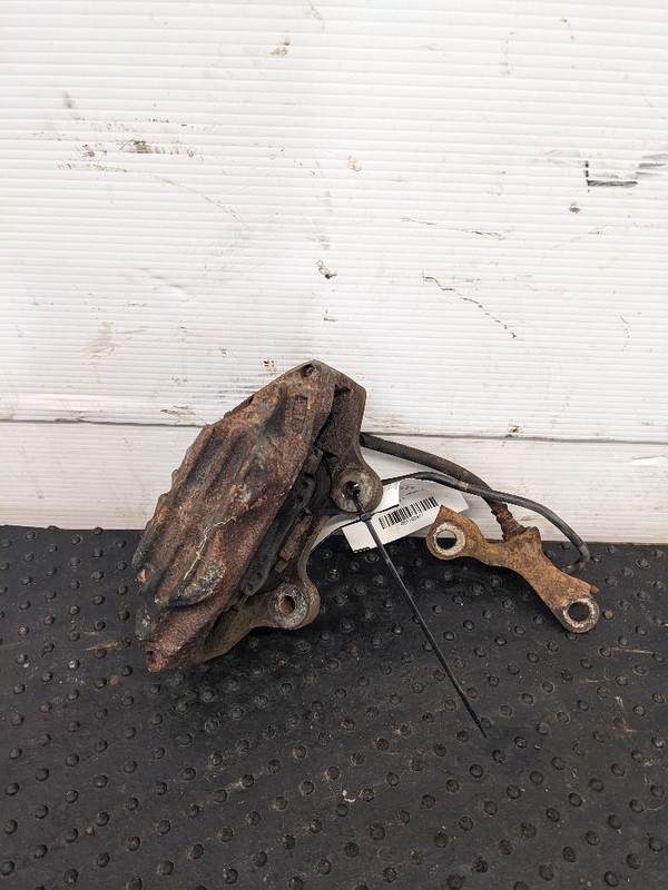 Driver Left Caliper Front Fits 88-95 TOYOTA PICKUP 1193407