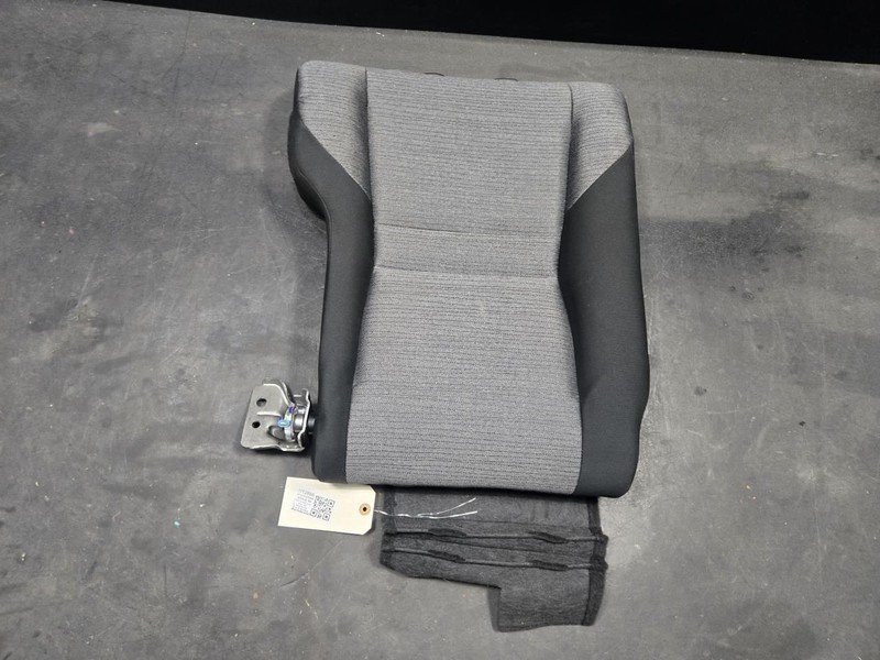 Rear Right Seat Upper Cushion 2022 Nissan Rogue 88600-6RA0A 2021