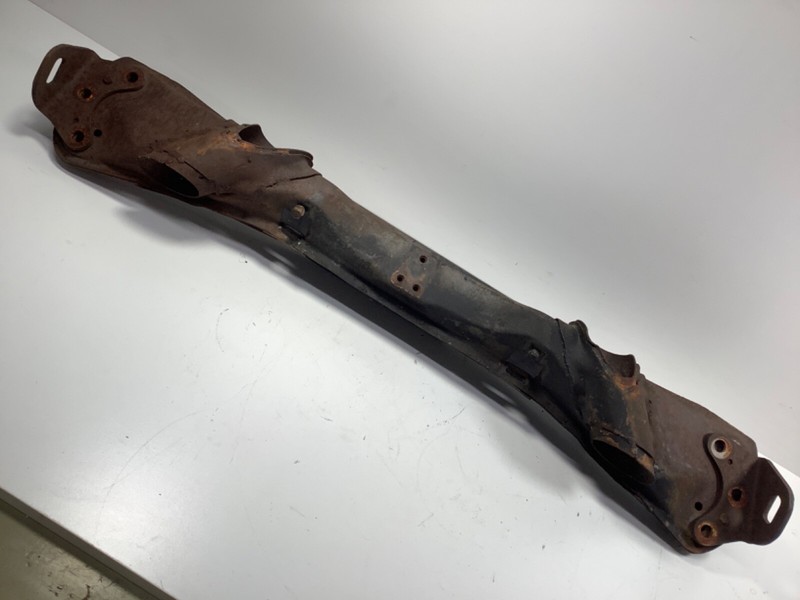 75-79 Honda CIVIC Front FR Cross Member Sub Frame Beam 50250-634-674 OEM