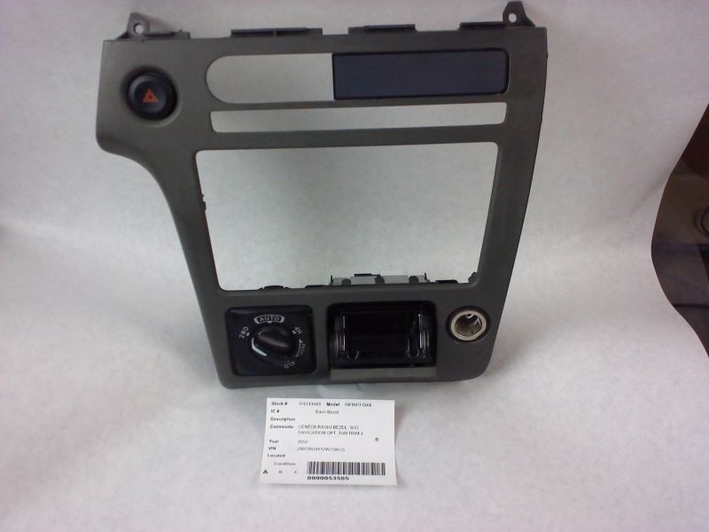 QX4 2002 Dash Bezel 170504