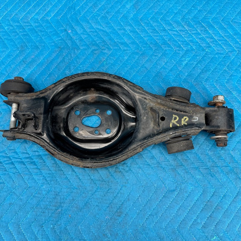 2011–2013 Hyundai Equus Rear Right Lower Suspension Control Arm OEM 552203N400
