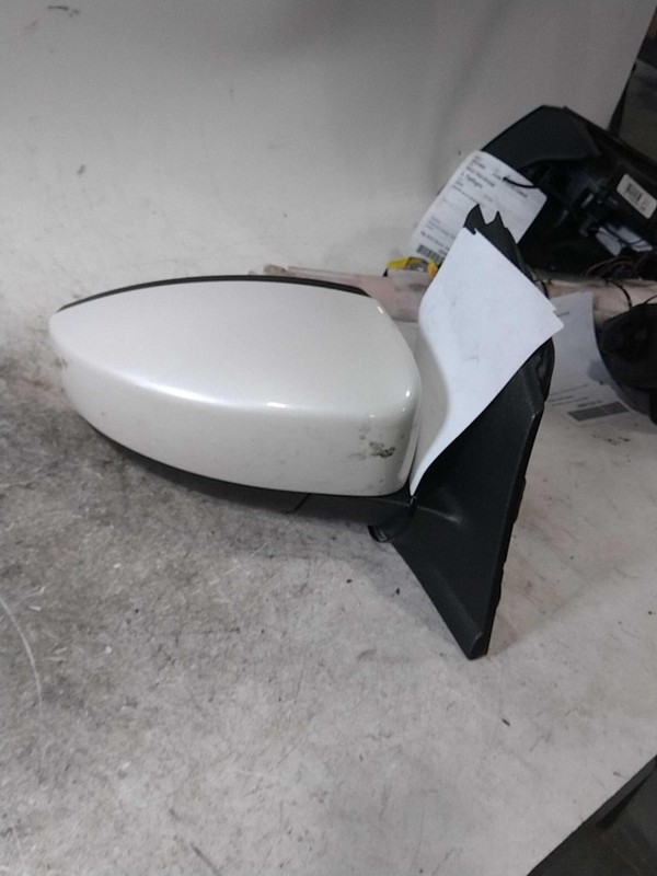 Used Right Door Mirror fits: 2016 Ford Escape Power w/o blind spot alert w/heate