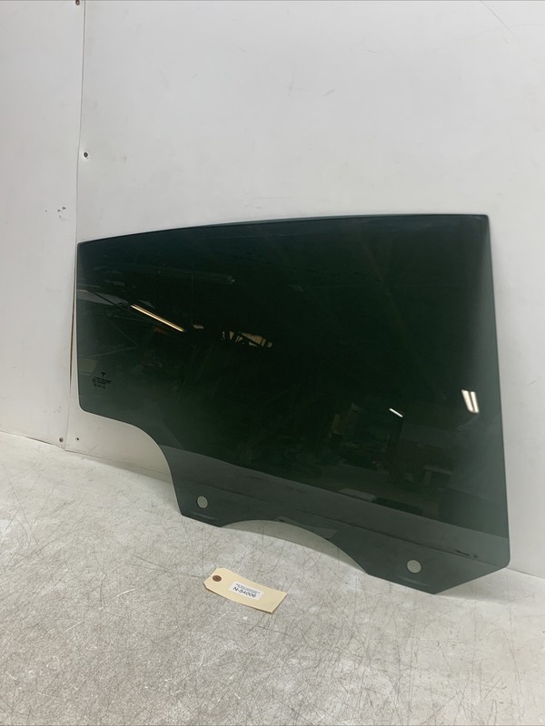 20-23 Tesla Y Rear Passenger Side Door Window Glass Right 43R-004553 54006 S1