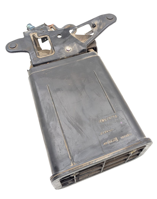 00 01 2000 Lexus RX300 EVAP Charcoal Fuel Purge Canister 77740-48040