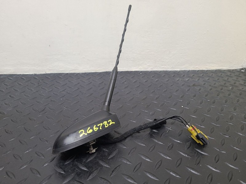 13-15 Ford Explorer Roof Radio Antenna OEM CP9Z-18936-D