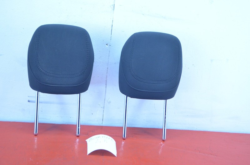 15-17 CHRYSLER 200 FRONT RIGHT / LEFT SEAT HEADREST SET OEM