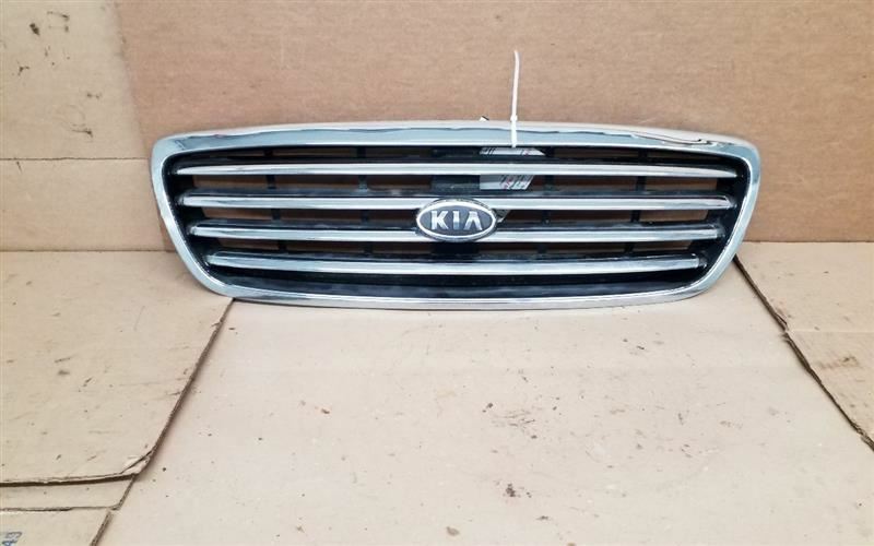 Grille Chrome US Market Fits 02-03 SEDONA 233329