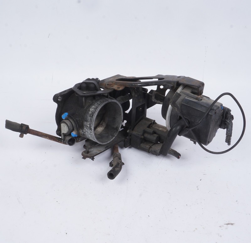 1993 Cadillac Allante 4.6L Throttle Body OEM