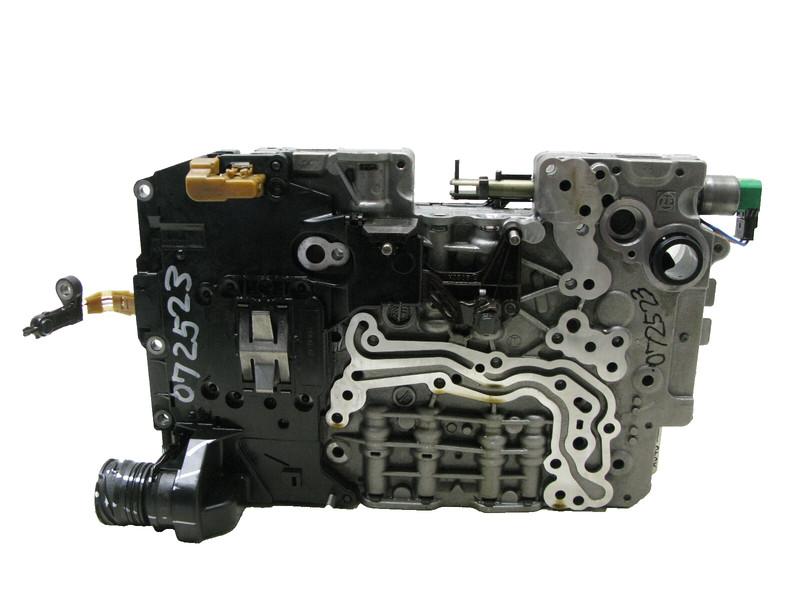10-13 BMW F10 550i xDRIVE AUTOMATIC MECHATRONIC TRANSMISSION VALVE BODY OEM 0725