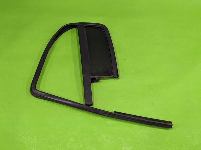 06-10 HUMMER H3 DRIVER LEFT REAR VENT GLASS OEM 4299-57
