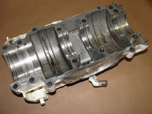 93 SEADOO XP 657 BOMBARDIER CRANKCASE LOWER CRANKSHAFT CASE BLOCK CRANK