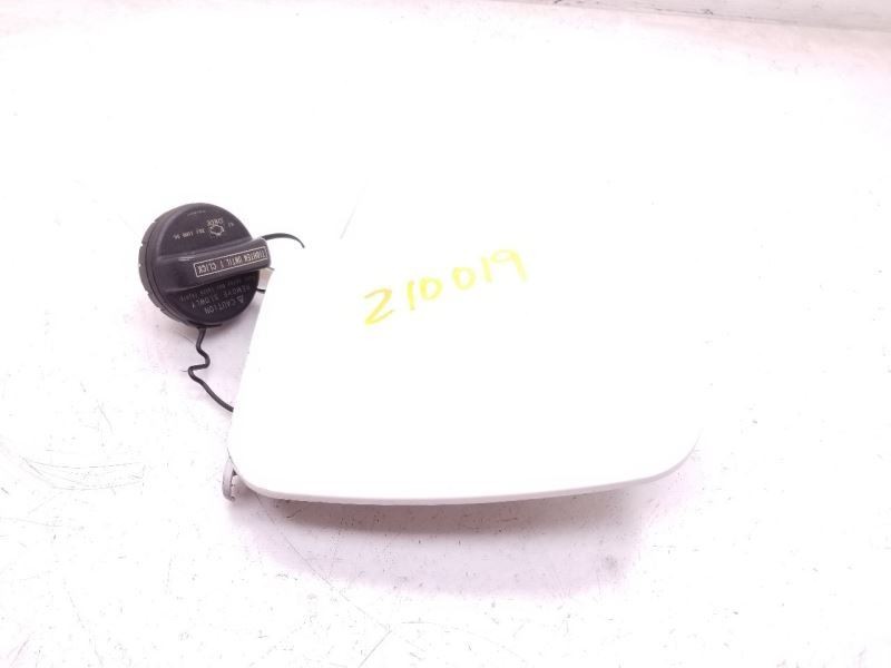 2009 TOYOTA MATRIX FUEL FILLER DOOR WHITE-040