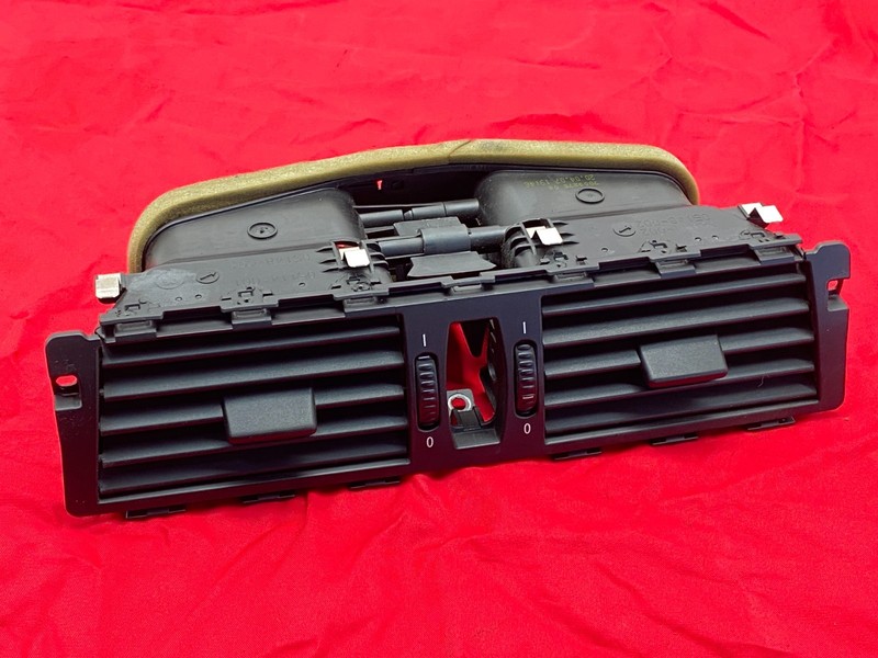 04-10 BMW E60 E63 E64 5/6 Series Dashboard Center AC Air Vent Trim Panel OEM ✅