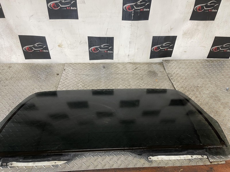 1996-2002 Toyota 4runner 4 runner Rear Decklid Trunk Glass Tested Oem.