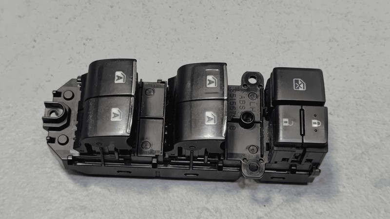 2018-2021 Toyota Camry XSE Front Left Driver Side Door Window Master Switch OEM