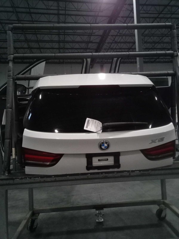 Used Deck Lid fits: 2016 Bmw X5 upper privacy tint glass w/o camera Grade A