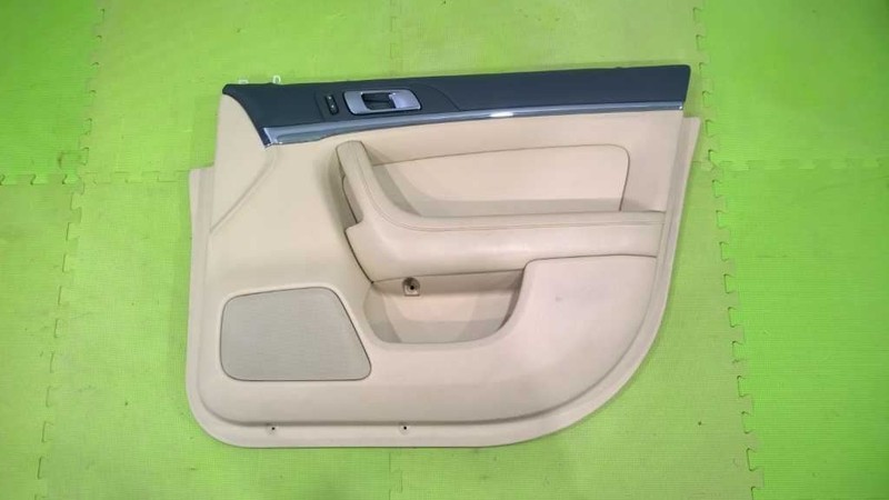 09-16 MKS PASSENGER RIGHT FRONT INTERIORDOOR PANEL OEM 2597-132