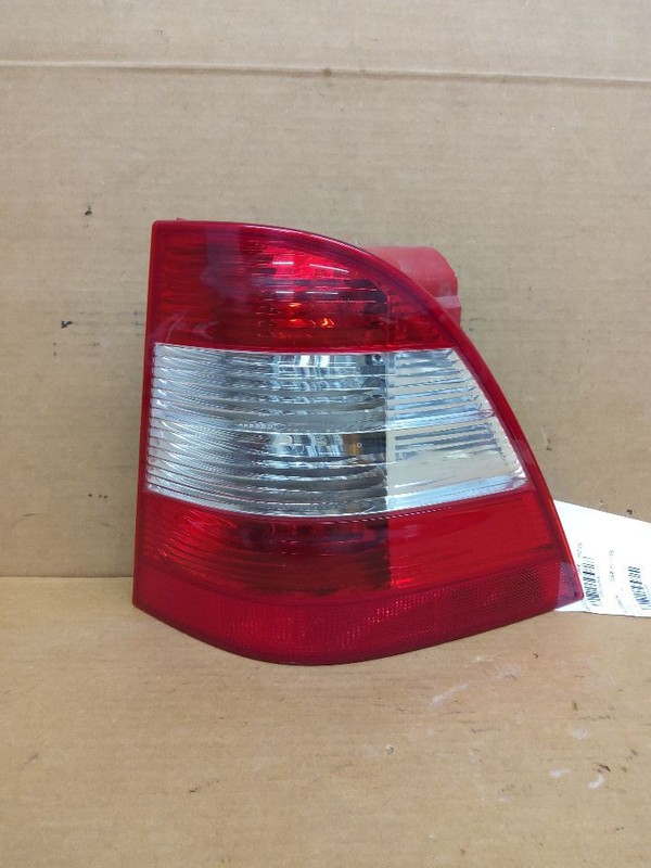 Passenger Tail Light 163 Type ML350 Fits 02-05 MERCEDES ML-CLASS 264494