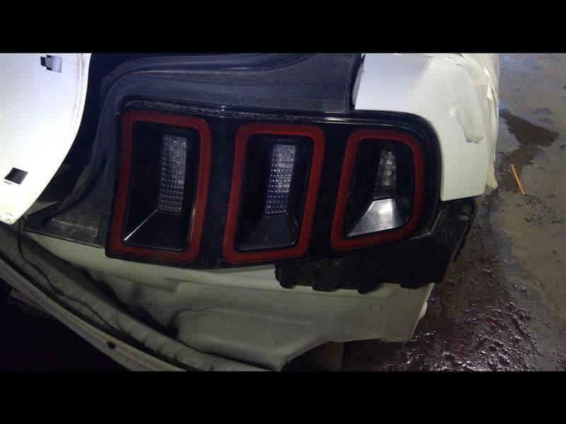 Passenger Right Tail Light Fits 13-14 MUSTANG 1212674