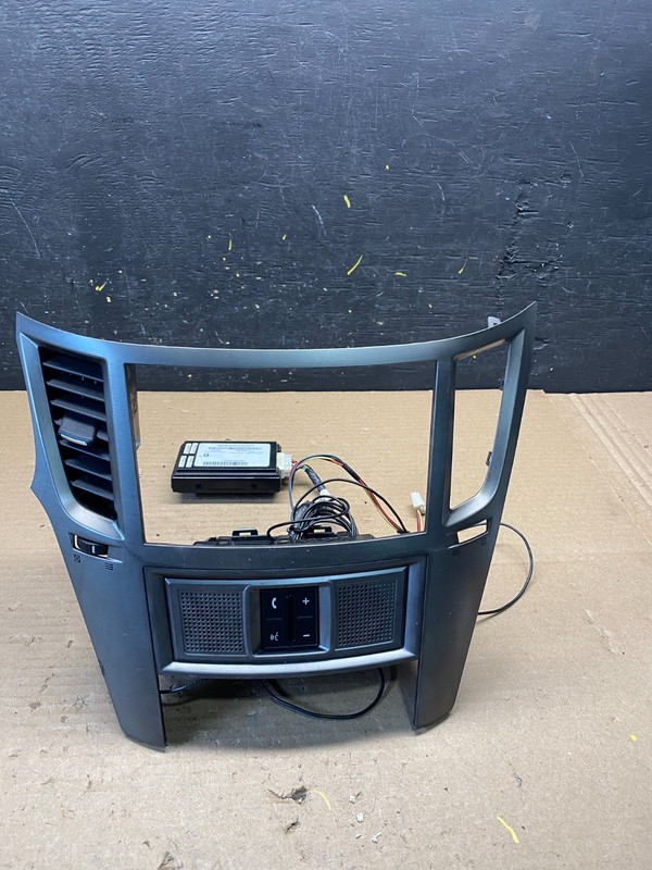 2010-2014 Subaru Legacy Outback Vent Radio Panel Trim Bezel Bluetooth OEM S2799