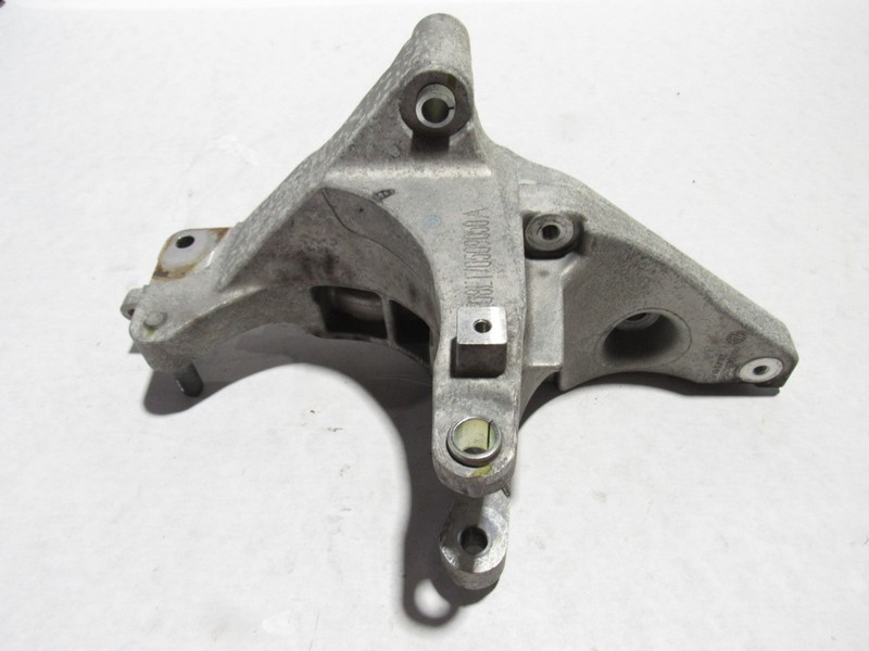 Fiat 124 Spider 2018 Alternator / Compressor Bracket Mount 15-20 *