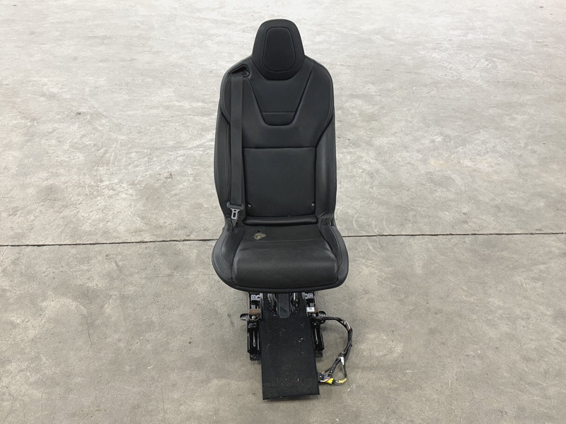 ⭐16-20 TESLA MODEL X REAR RIGHT PASS SIDE COMPLETE PILOT SEAT w/VENT LOT2692