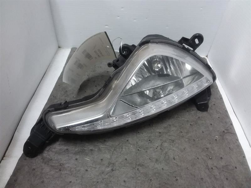 Passenger Corner Fog Light Lamp Coupe Fits 13-14 GENESIS 779639