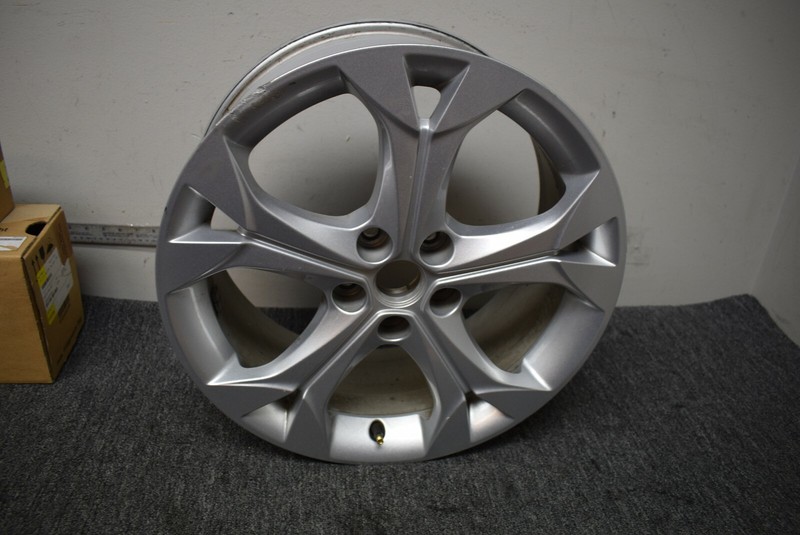 GM WHEEL RIM 17X7.5 FACTORY OEM 2017-2018 Chevrolet Cruze