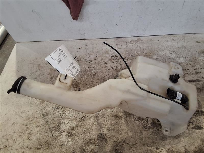 Wash Reservoir Classic Style Fits 15-19 SIERRA 1500 PICKUP 3327385