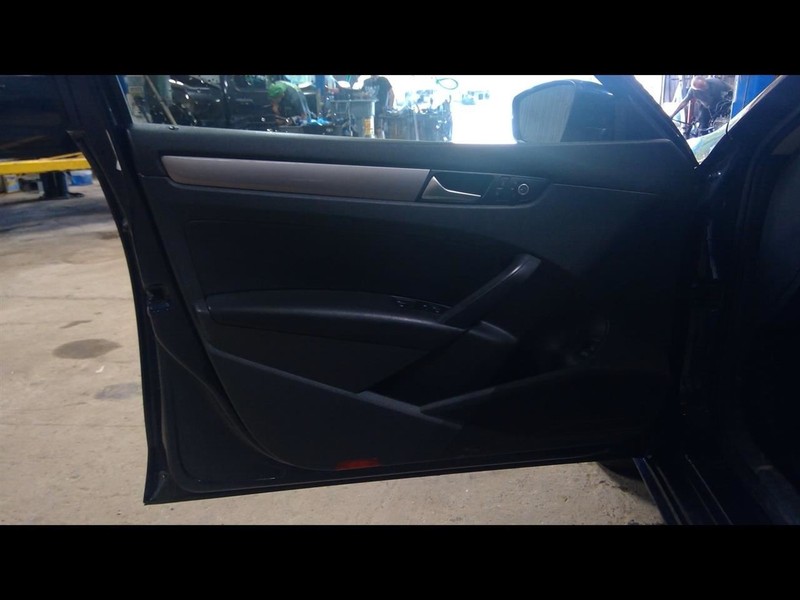 PASSAT 2015 Driver Left Front Door Trim Panel 1686313