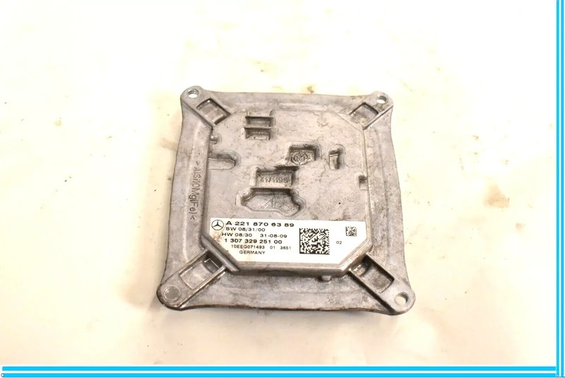 Mercedes W221 CL550 S400 LED Headlight Voltage Regulator Ballast Module OEM