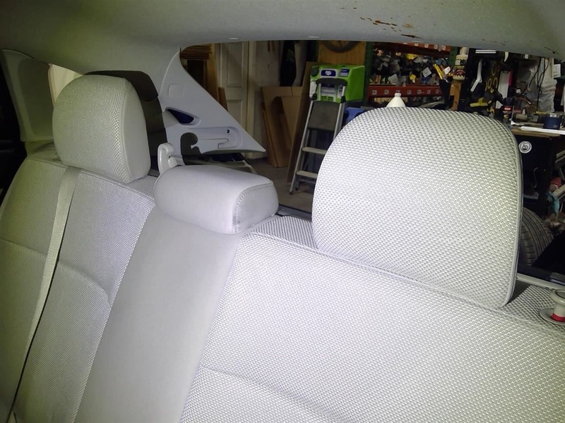 XV CROSST 2013-2017 3 Rear Headrests 1742367