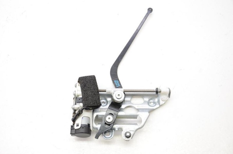 2010-2016 Porsche Panamera Passenger Right Rear Vent Window Sun Visor Motor