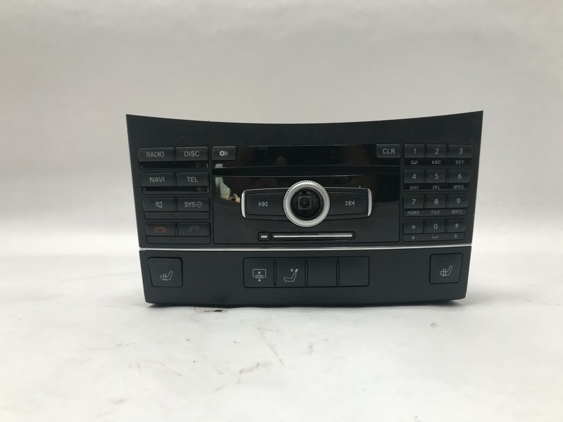 10 11 12 13 MERCEDES E350 RADIO RECIEVER CD NAVI COMMAND UNIT OEM A2129008609